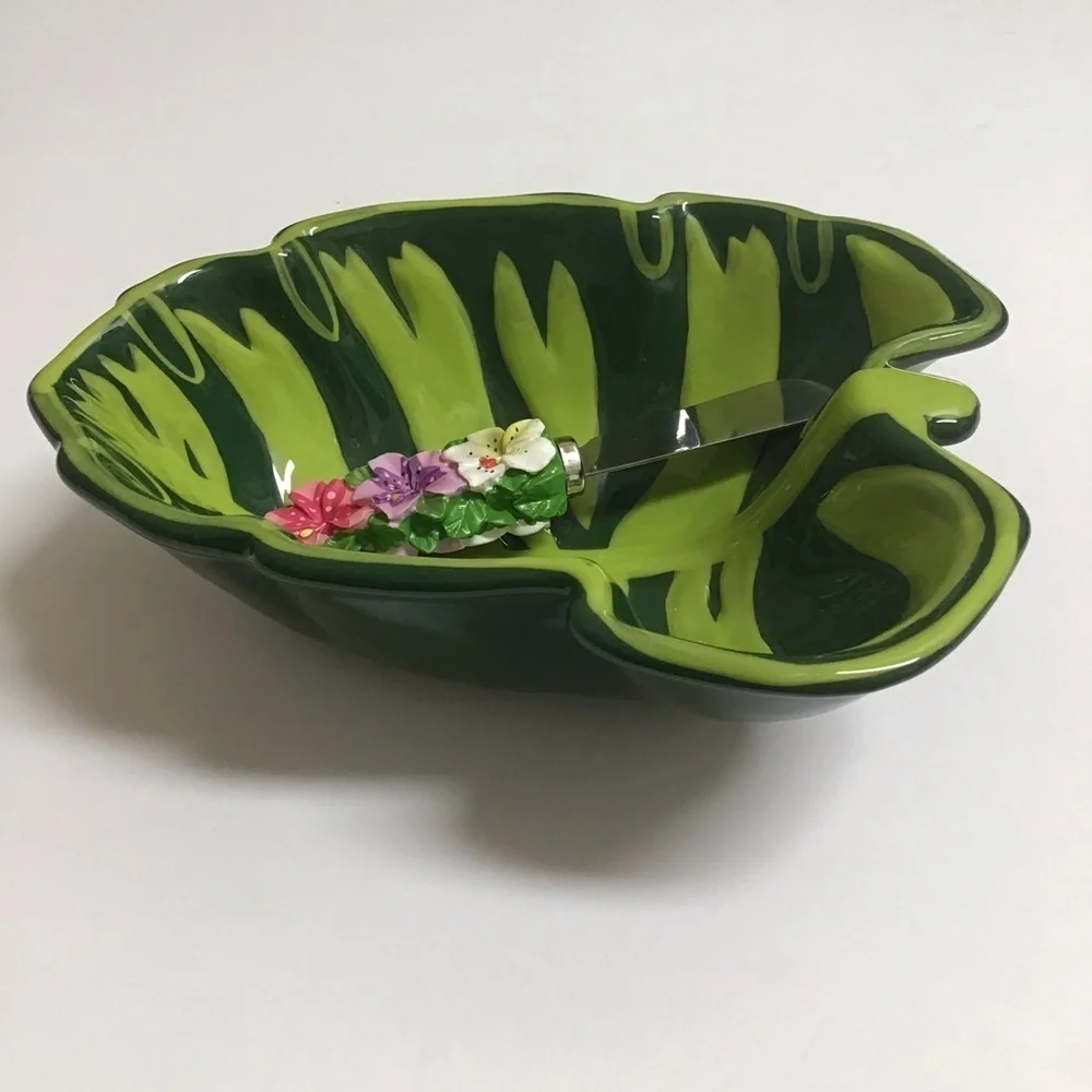Tropical Leaf Serving Bowl Floral Spreader Green Ceramic Dip Fruit Hawaii Luau